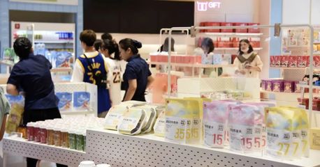 良品鋪?zhàn)淤Y本、產(chǎn)業(yè)雙翼初展,再推代餐產(chǎn)品搶戰(zhàn)健身零食市場(chǎng)!